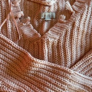 NWOT Wonderly distressed v neck sweater mauve/pink